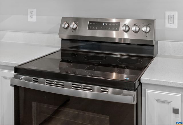 5A PERSEUS LN, Charlottesville, VA 22901