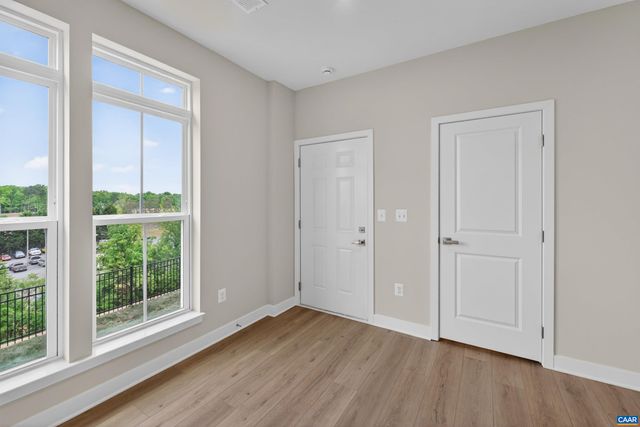 5A PERSEUS LN, Charlottesville, VA 22901