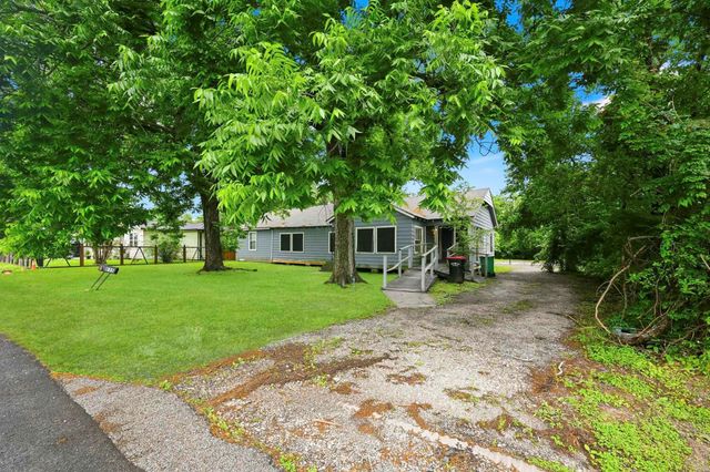 615 Stella Street, Baytown, TX 77520