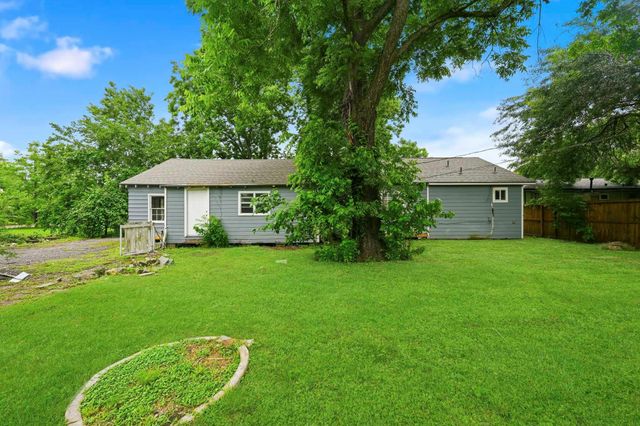 615 Stella Street, Baytown, TX 77520