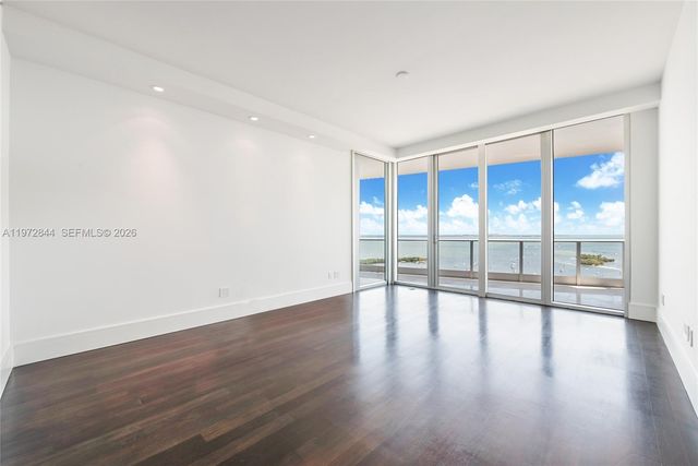 2627 S Bayshore Dr 2703, Miami, FL 33133