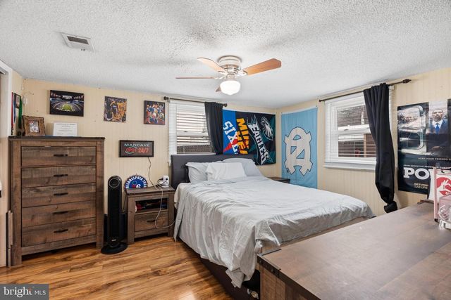 4429 ROSELYN LN, Bensalem, PA 19020