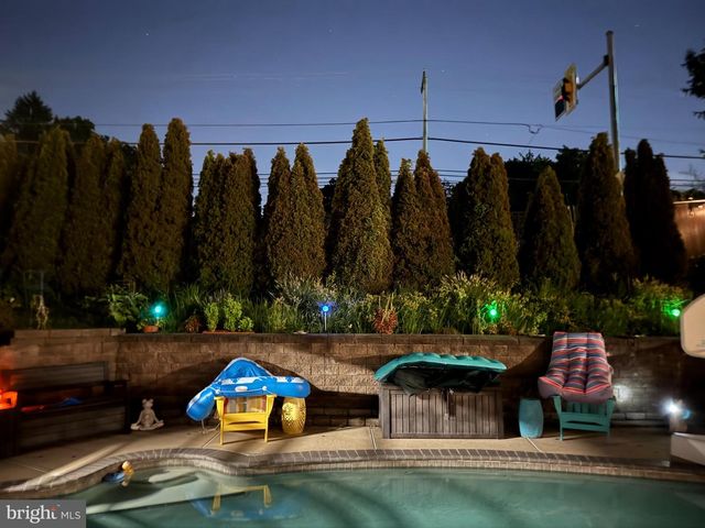 4429 ROSELYN LN, Bensalem, PA 19020