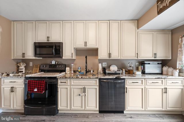 4429 ROSELYN LN, Bensalem, PA 19020