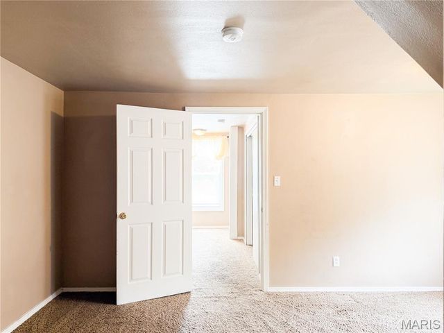 904 Troy Road, Edwardsville, IL 62025