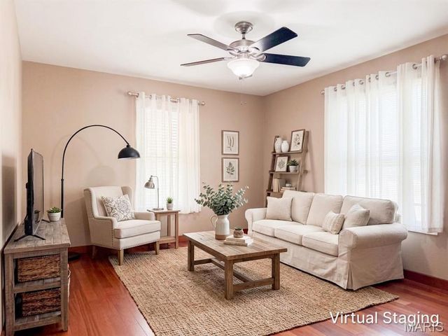 904 Troy Road, Edwardsville, IL 62025