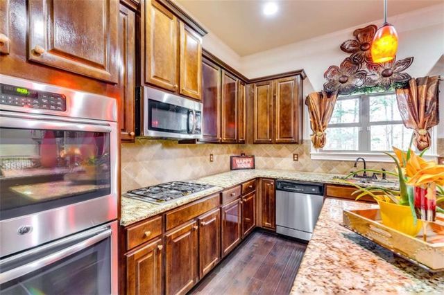 1405 Rainey Way, Hampton, GA 30228