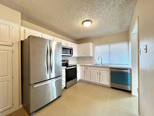 6116 Yellowstone Drive, Dallas, TX 75150