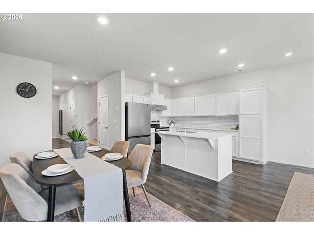 6703 Ne 139TH Pl, Vancouver, WA 98682