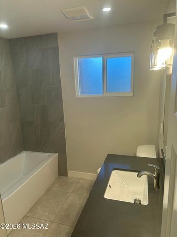 4441 E 4th Street, Tucson, AZ 85711