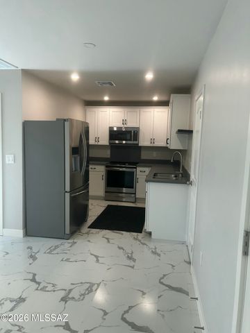 4441 E 4th Street, Tucson, AZ 85711