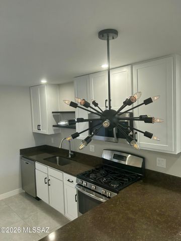 4441 E 4th Street, Tucson, AZ 85711