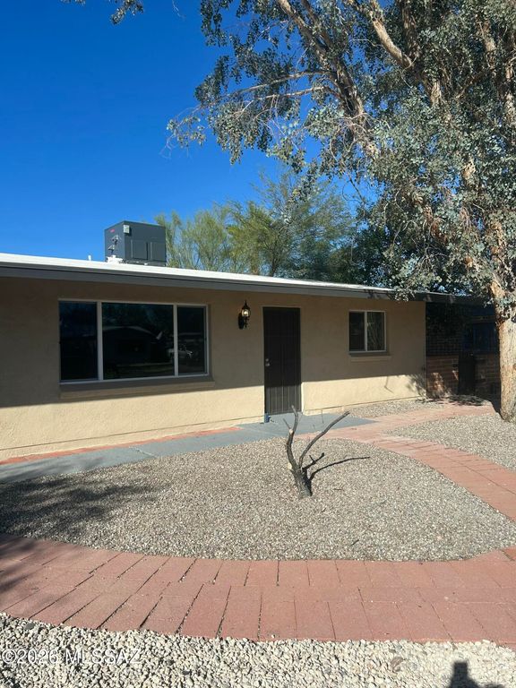 4441 E 4th Street, Tucson, AZ 85711
