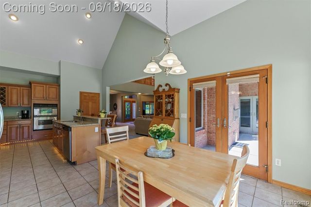 5715 Crest Court, Dexter, MI 48130
