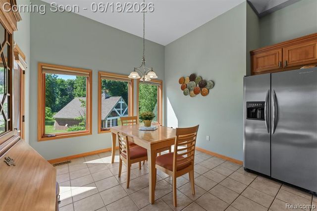 5715 Crest Court, Dexter, MI 48130