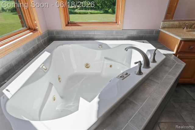 5715 Crest Court, Dexter, MI 48130
