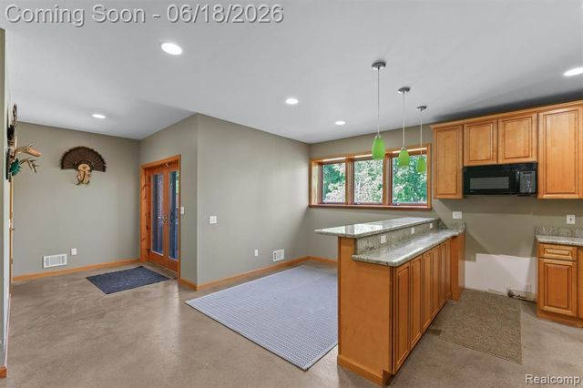 5715 Crest Court, Dexter, MI 48130
