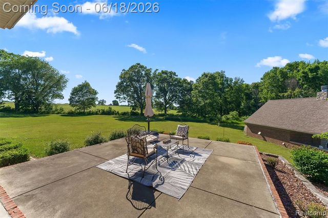 5715 Crest Court, Dexter, MI 48130