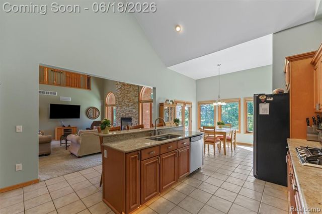 5715 Crest Court, Dexter, MI 48130