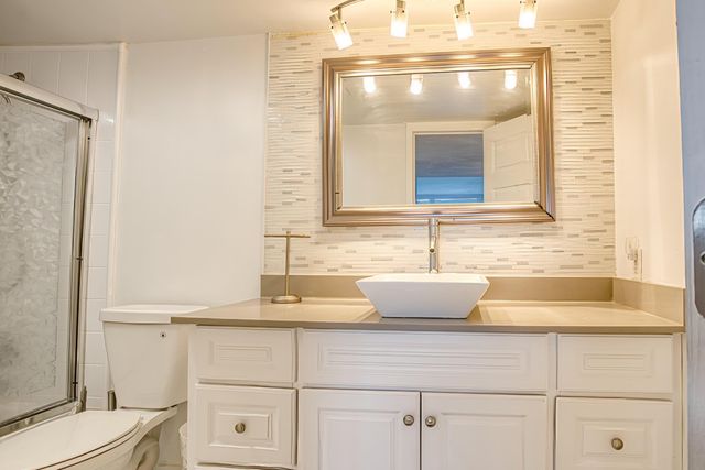 2950 N Palm Aire Drive 205, Pompano Beach, FL 33069