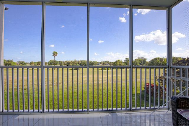 2950 N Palm Aire Drive 205, Pompano Beach, FL 33069