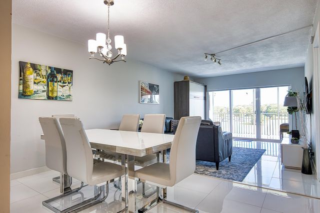 2950 N Palm Aire Drive 205, Pompano Beach, FL 33069