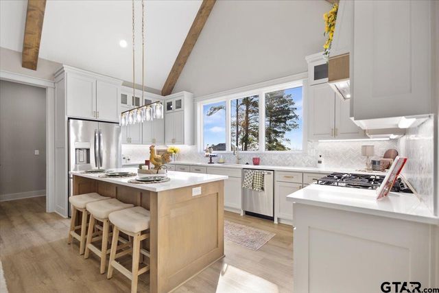 12181 Oak Grove Dr., Tyler, TX 75706