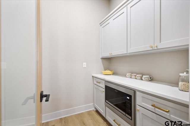 12181 Oak Grove Dr., Tyler, TX 75706