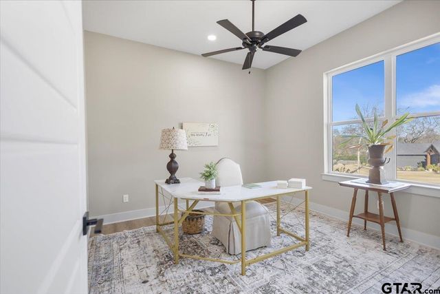 12181 Oak Grove Dr., Tyler, TX 75706