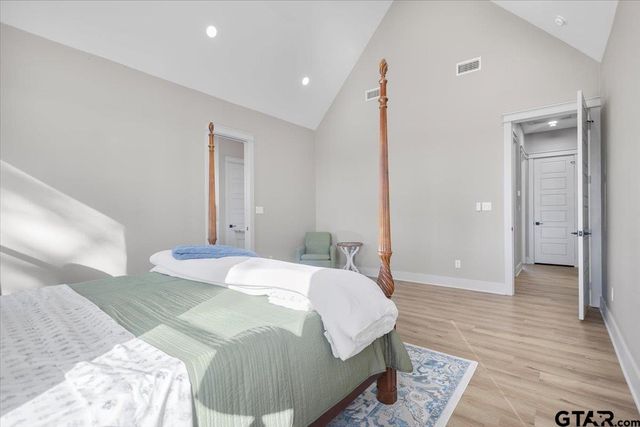 12181 Oak Grove Dr., Tyler, TX 75706