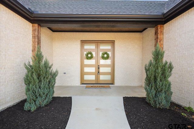 12181 Oak Grove Dr., Tyler, TX 75706