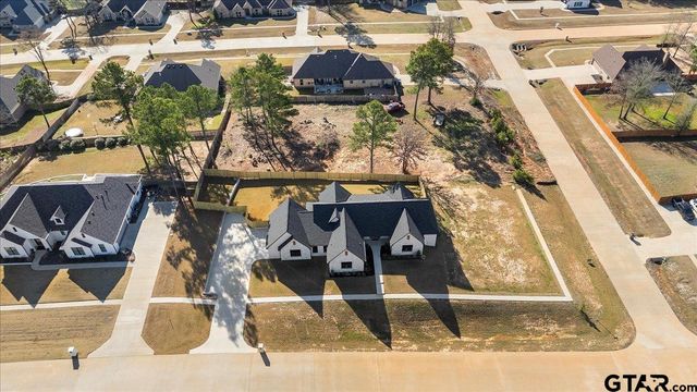 12181 Oak Grove Dr., Tyler, TX 75706