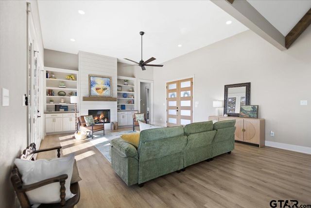 12181 Oak Grove Dr., Tyler, TX 75706