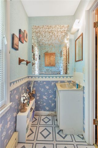 225 Meadowlark Drive, Walhalla, SC 29691