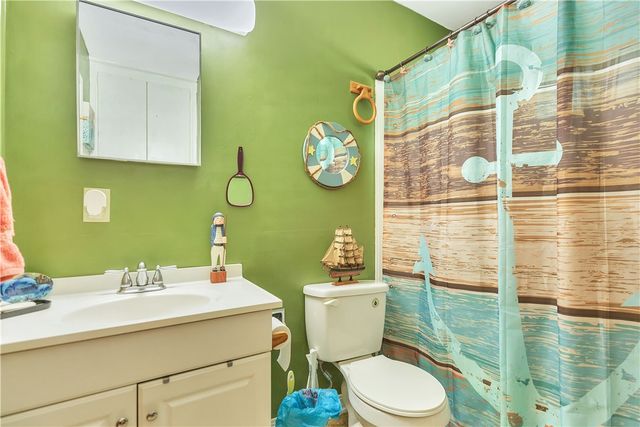 225 Meadowlark Drive, Walhalla, SC 29691