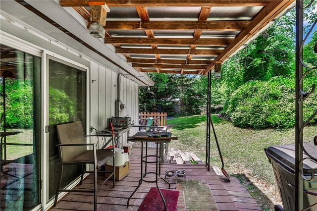 225 Meadowlark Drive, Walhalla, SC 29691