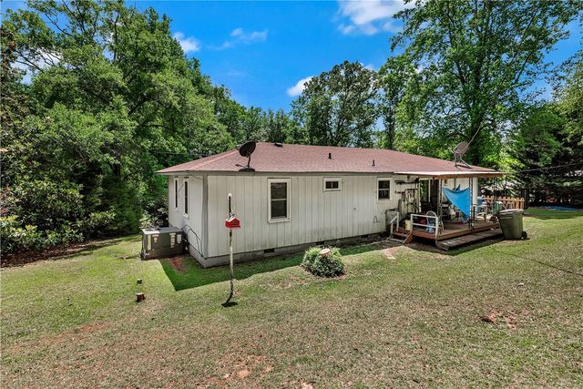 225 Meadowlark Drive, Walhalla, SC 29691