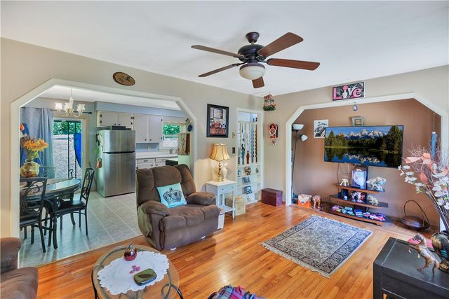 225 Meadowlark Drive, Walhalla, SC 29691