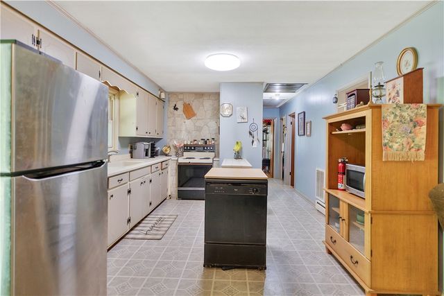 225 Meadowlark Drive, Walhalla, SC 29691