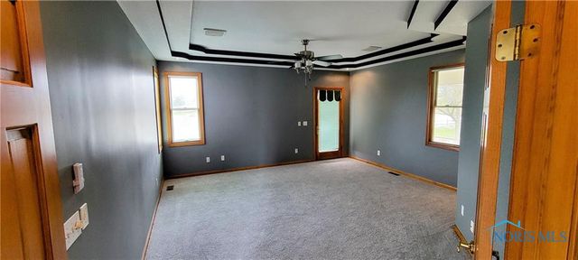 1326 Pine Valley Drive, Bowling Green, OH 43402