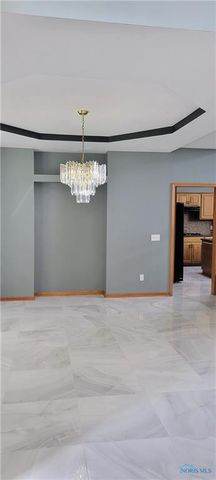 1326 Pine Valley Drive, Bowling Green, OH 43402