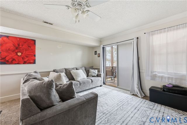 161 Lakeview Park Rd, Colonial Heights, VA 23834