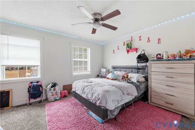 161 Lakeview Park Rd, Colonial Heights, VA 23834