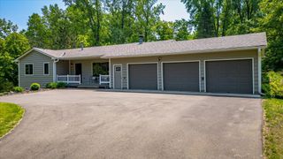 10787 Stonebridge Trail N, Stillwater Twp, MN 55082