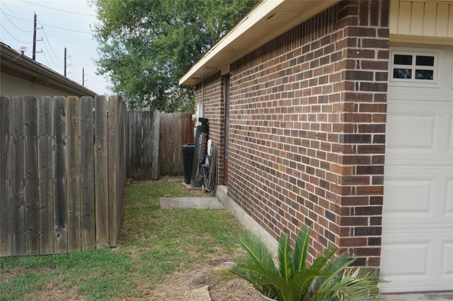 5022 Fox Hollow Boulevard, Spring, TX 77389