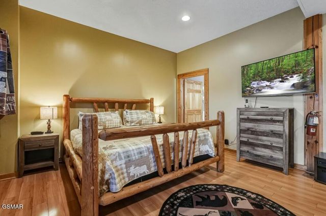 1779 Mountain Shadows Way, Gatlinburg, TN 37738