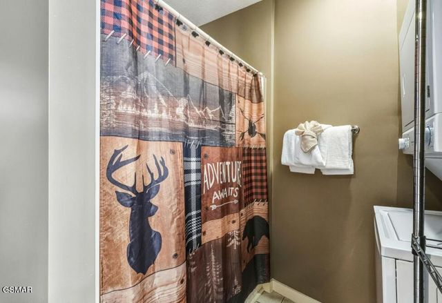 1779 Mountain Shadows Way, Gatlinburg, TN 37738