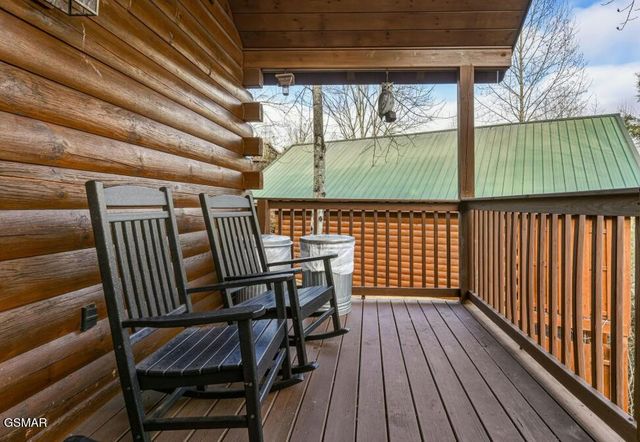 1779 Mountain Shadows Way, Gatlinburg, TN 37738