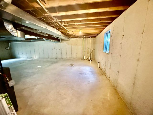 5781 Adams Street, Merrillville, IN 46410