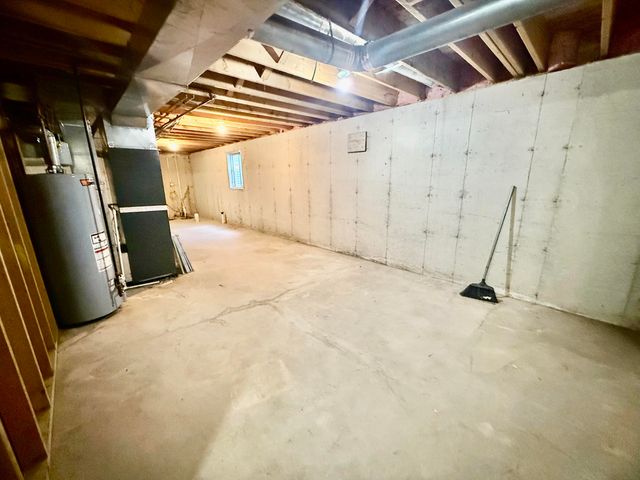 5781 Adams Street, Merrillville, IN 46410